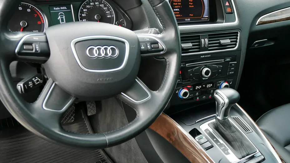 AUDI Q5 -