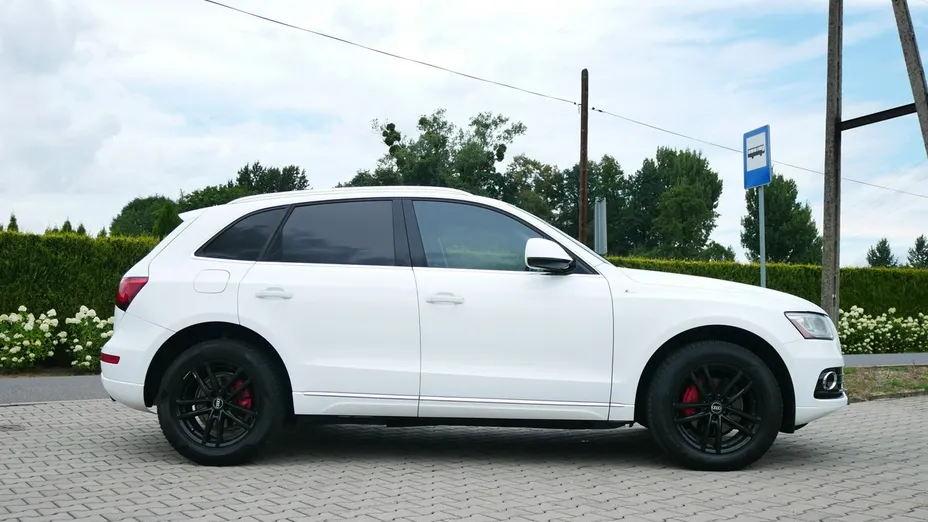 AUDI Q5 -
