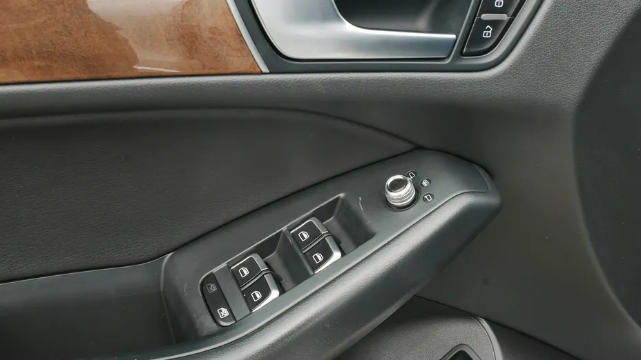 AUDI Q5 -