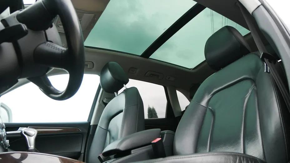 AUDI Q5 -