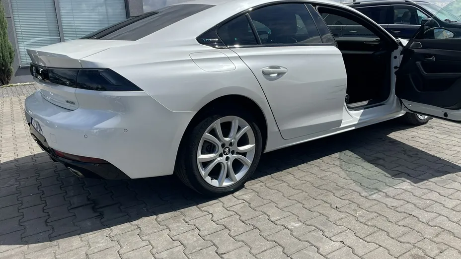 PEUGEOT 508 -