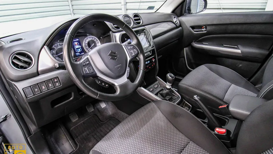 SUZUKI Vitara -