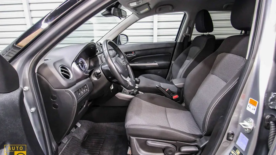 SUZUKI Vitara -
