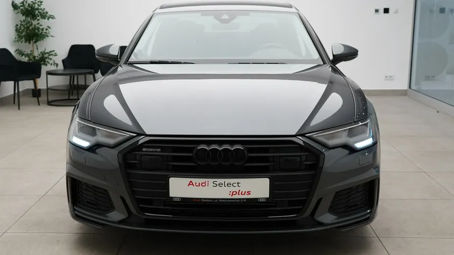 AUDI A6 -