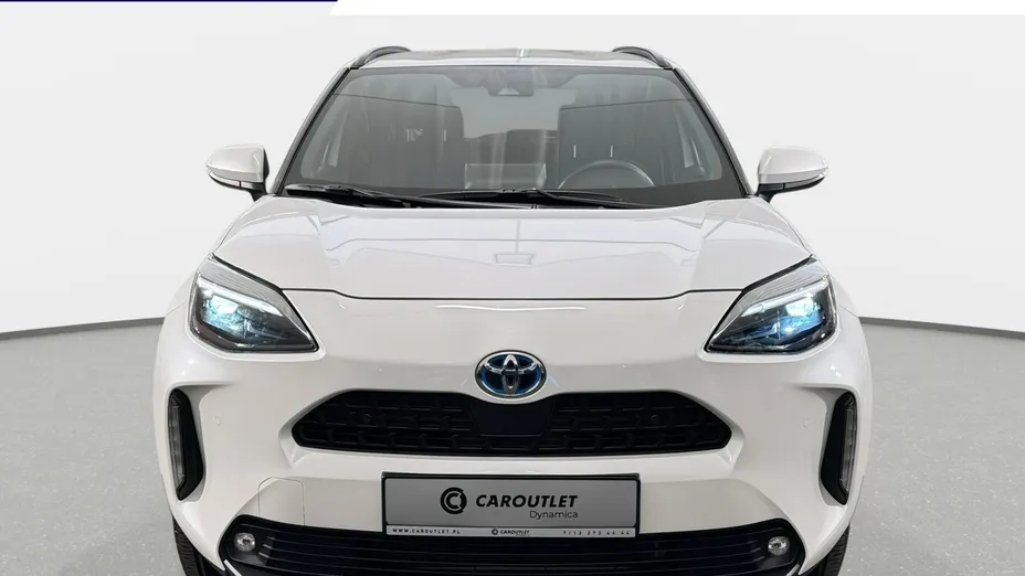 TOYOTA Yaris Cross -
