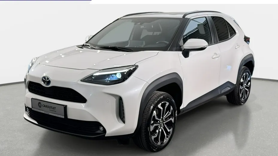 TOYOTA Yaris Cross -