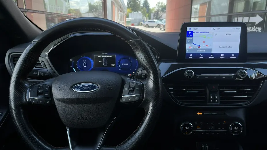 FORD Kuga -