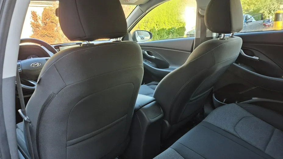 HYUNDAI i30 -