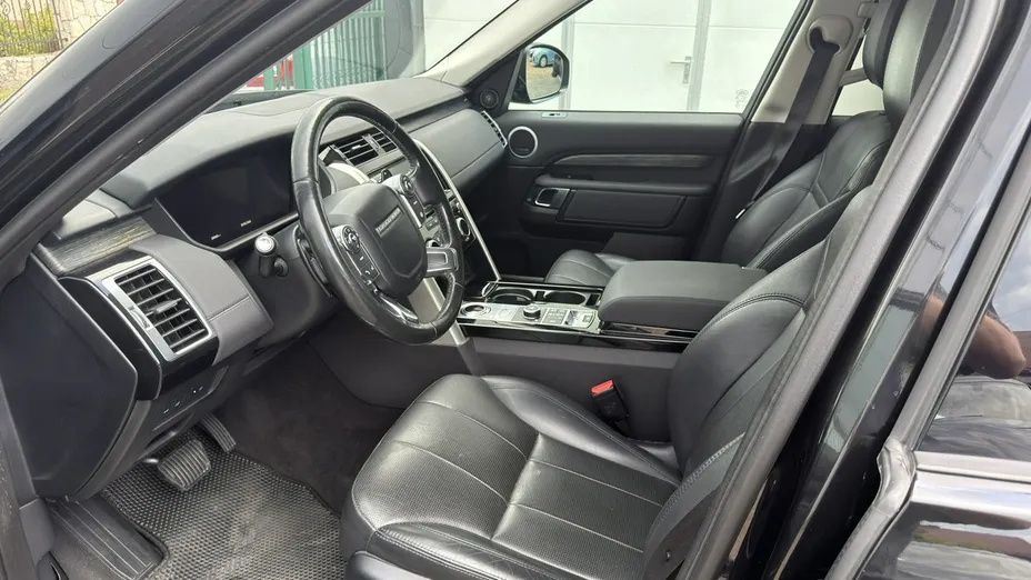 LAND ROVER Discovery -