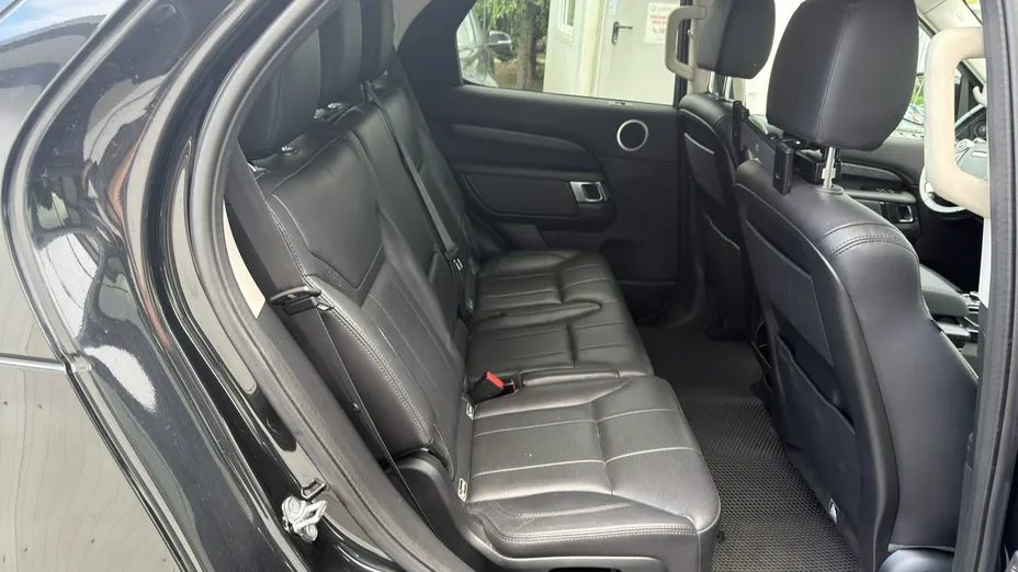 LAND ROVER Discovery -