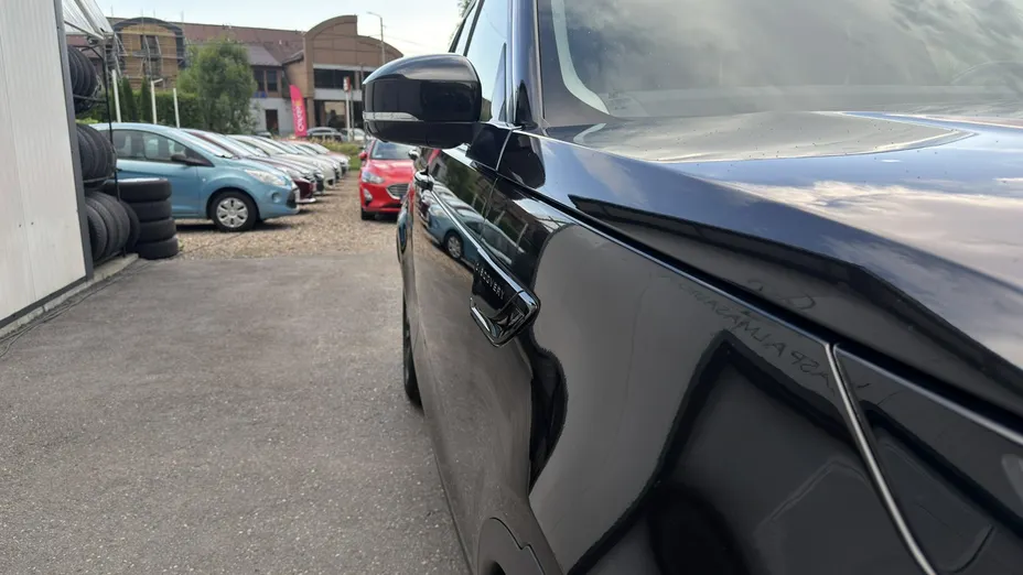 LAND ROVER Discovery -