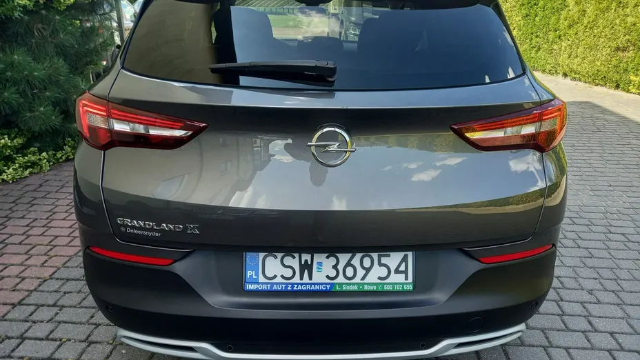 OPEL Grandland X -