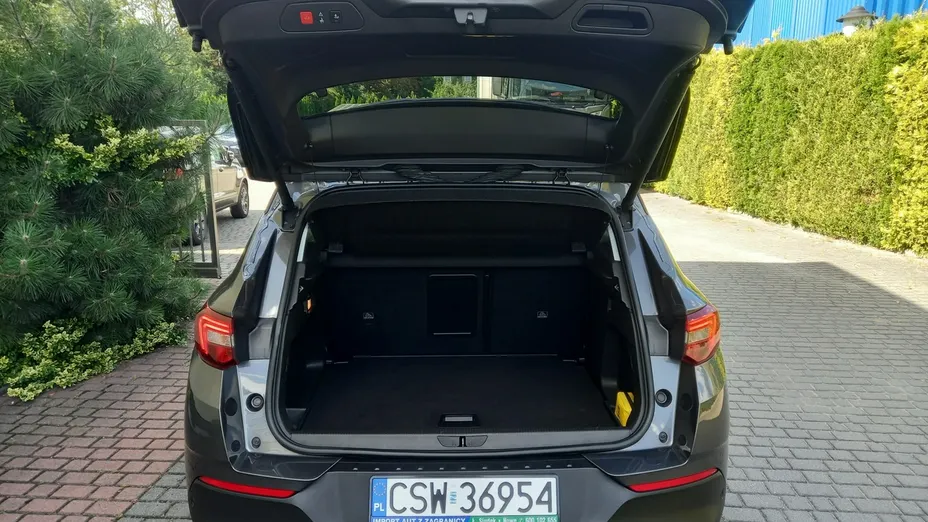 OPEL Grandland X -