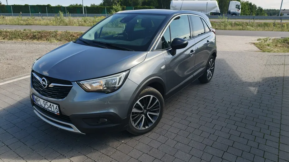 OPEL Crossland X -