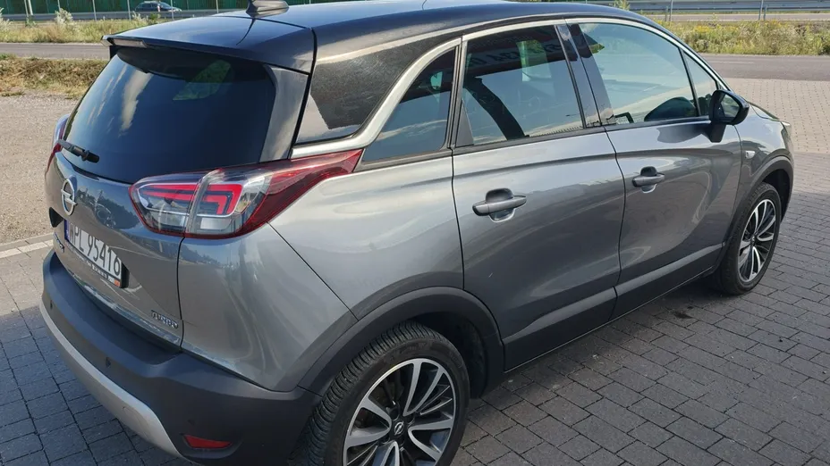 OPEL Crossland X -