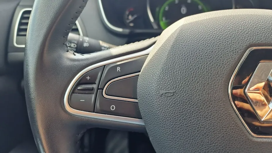 RENAULT Megane -