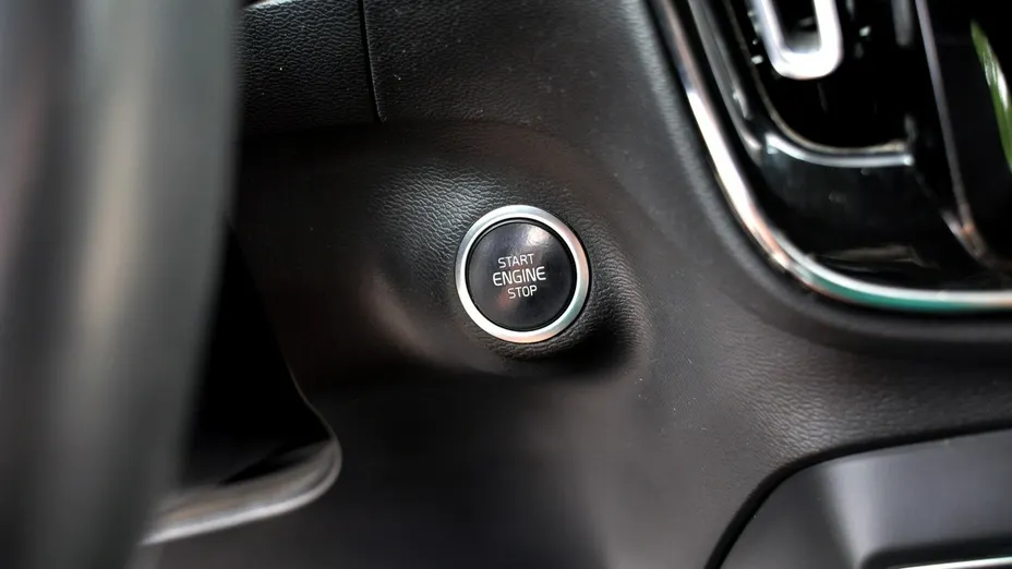 VOLVO XC40 -