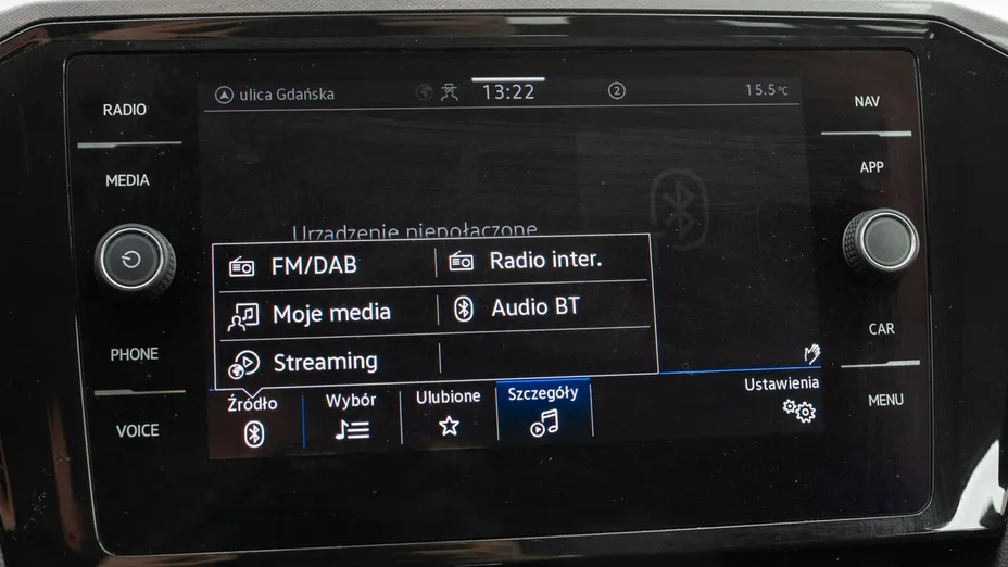 VOLKSWAGEN Passat -