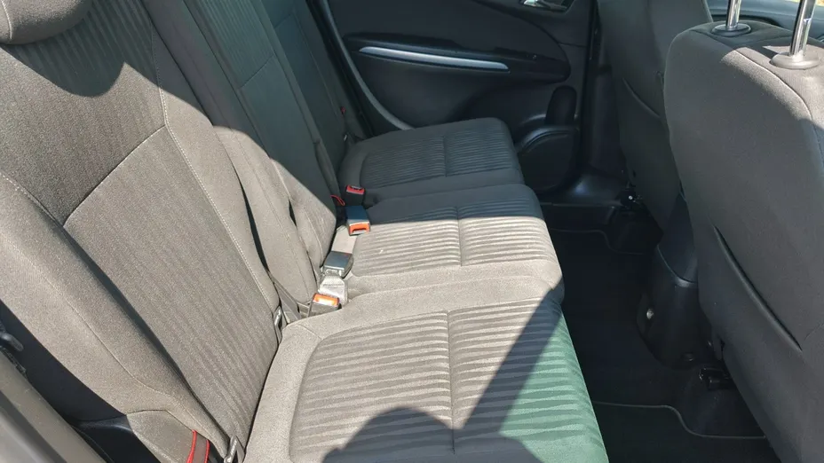 OPEL Zafira -