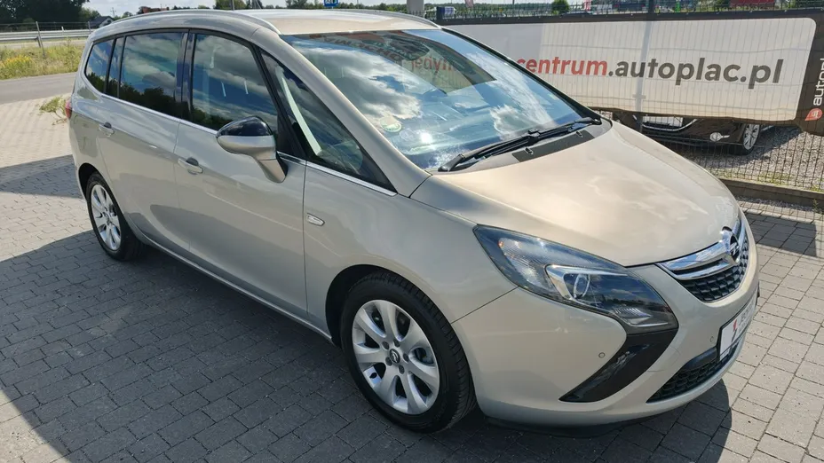 OPEL Zafira -