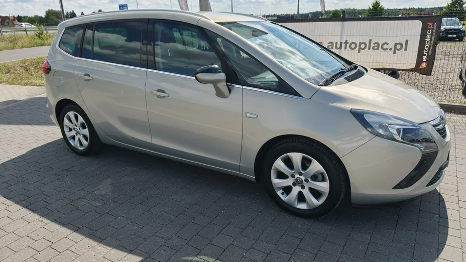 OPEL Zafira -