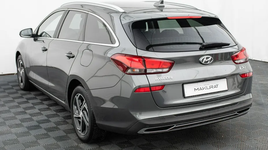 HYUNDAI i30 -