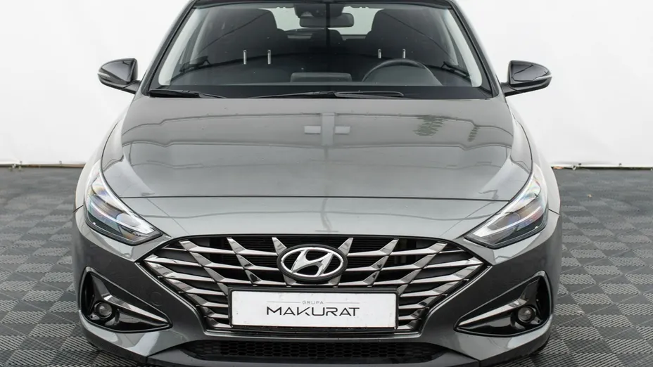 HYUNDAI i30 -