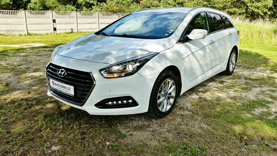 HYUNDAI i40 -