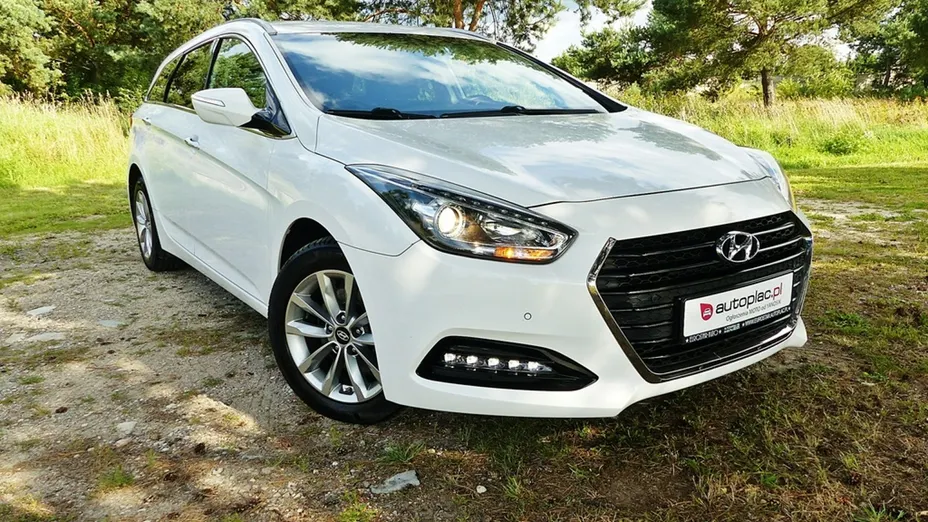 HYUNDAI i40 -