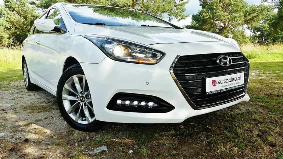 HYUNDAI i40 -