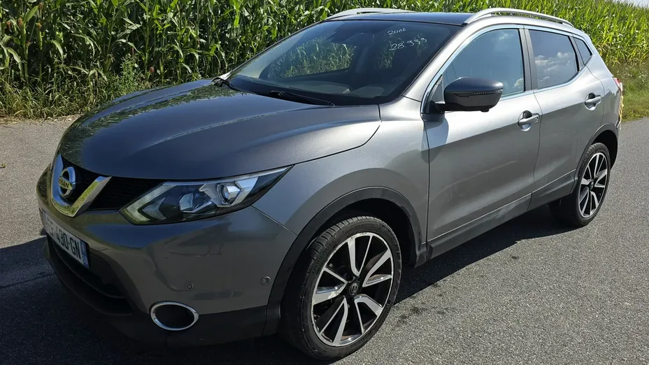 NISSAN Qashqai -