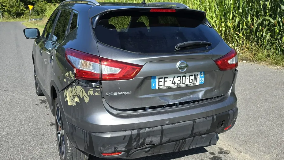 NISSAN Qashqai -