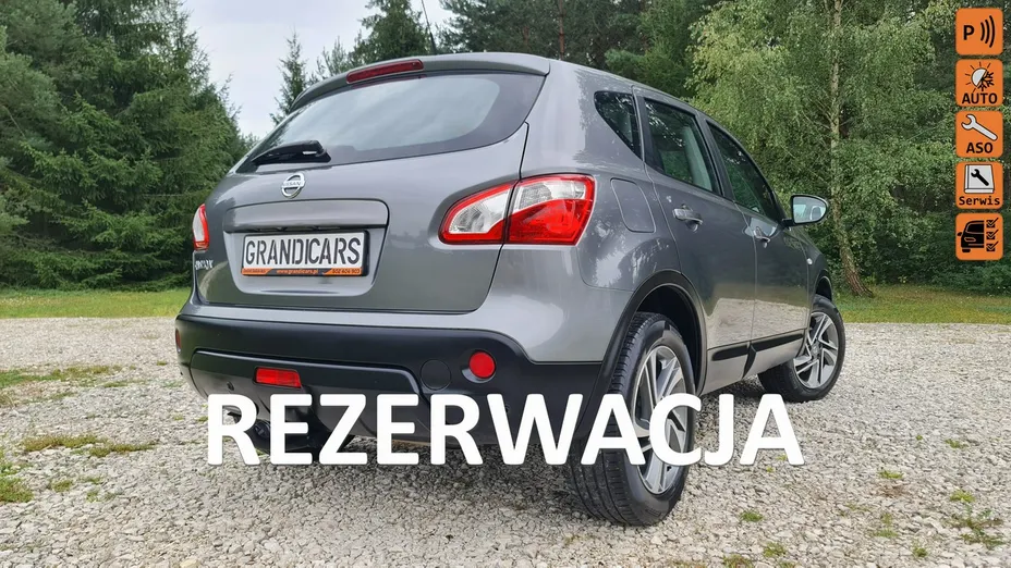 NISSAN Qashqai -