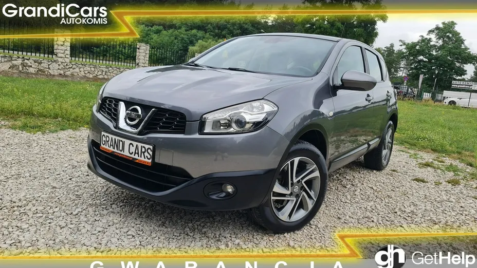 NISSAN Qashqai -