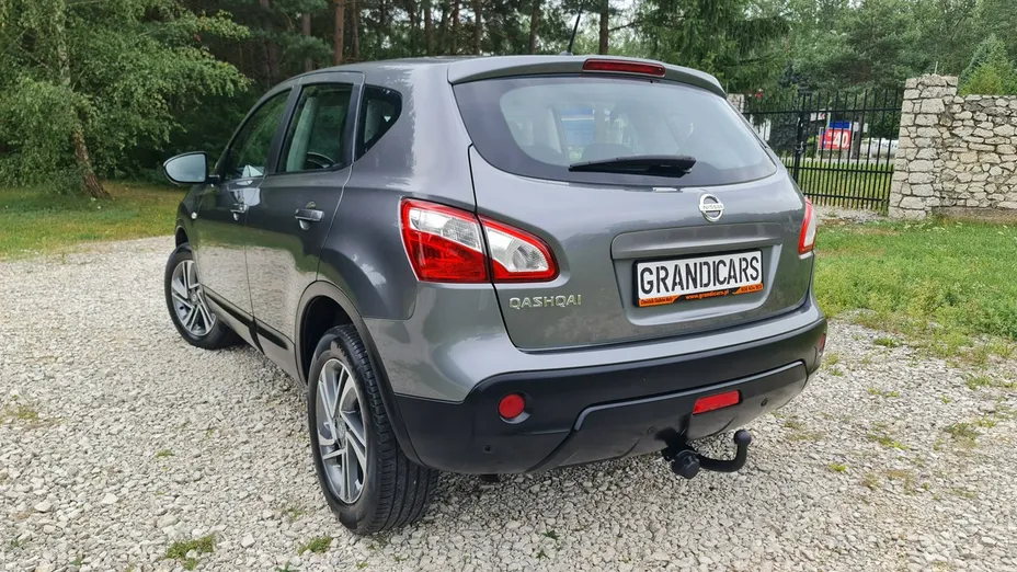 NISSAN Qashqai -