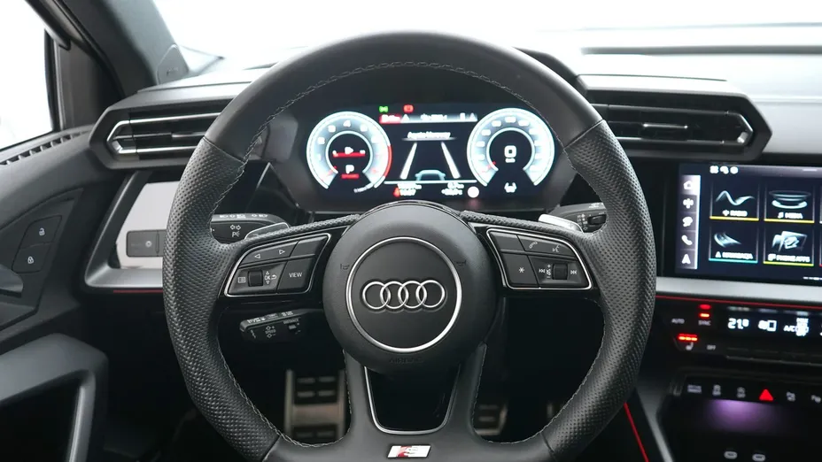 AUDI A3 Limousine -