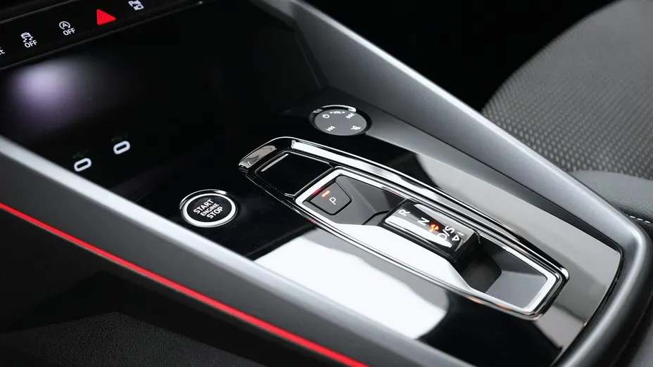 AUDI A3 Limousine -
