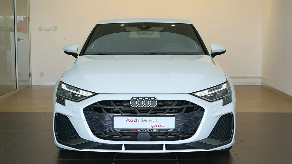 AUDI A3 Limousine -