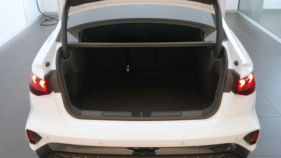 AUDI A3 Limousine -