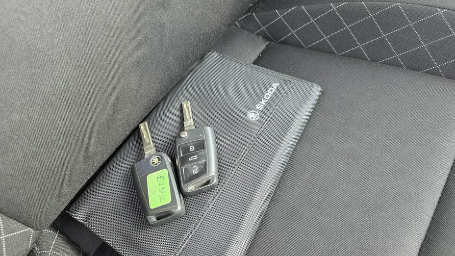 SKODA Octavia -