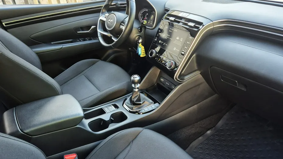 HYUNDAI Tucson -