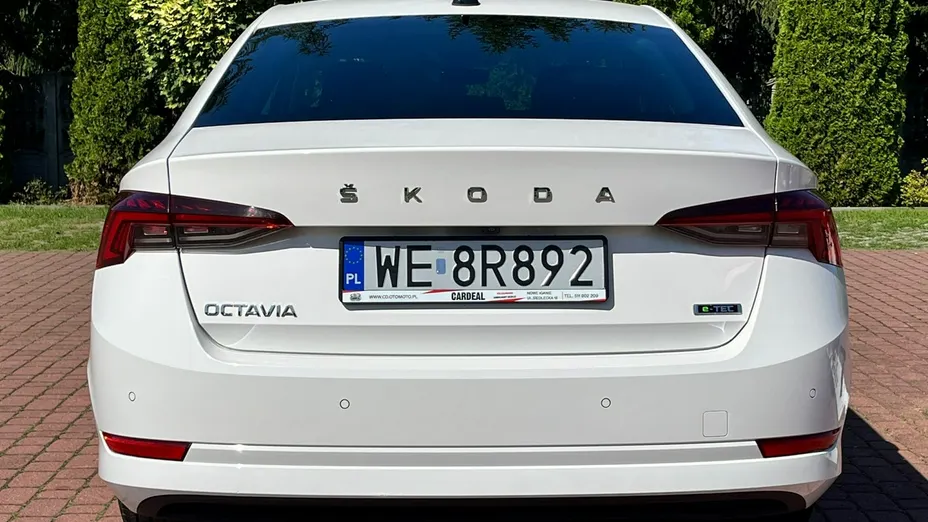 SKODA Octavia -