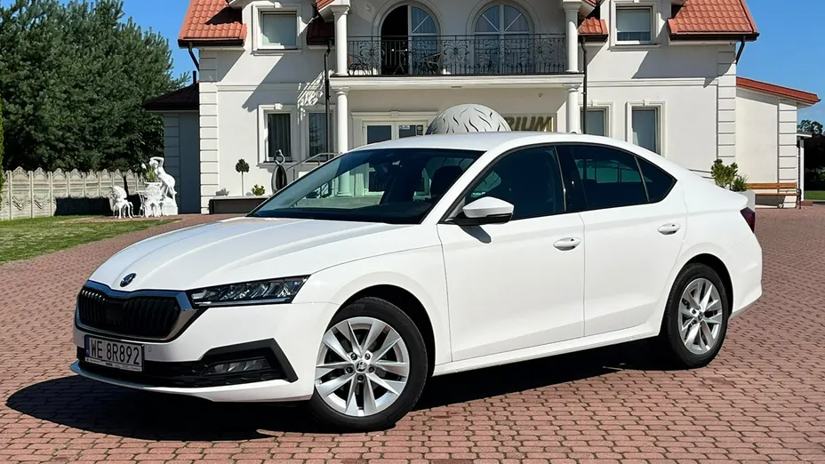 SKODA Octavia -