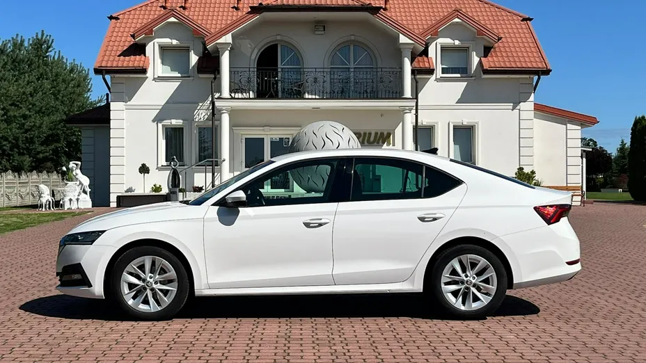 SKODA Octavia -