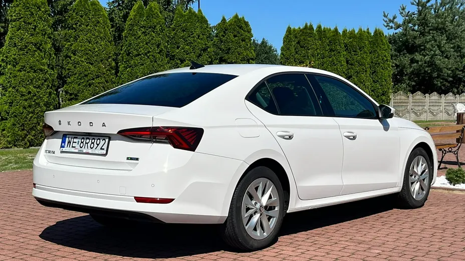 SKODA Octavia -