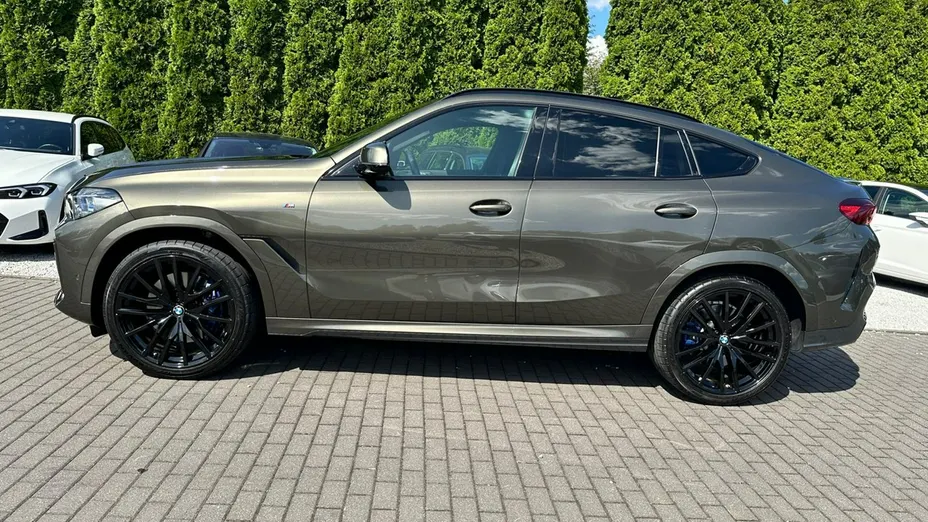 BMW X6 -