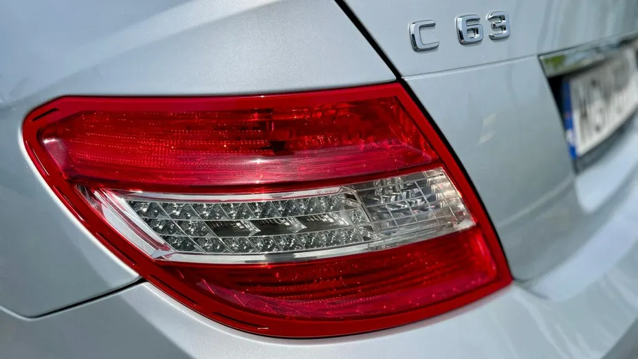 MERCEDES-BENZ C Klasa -