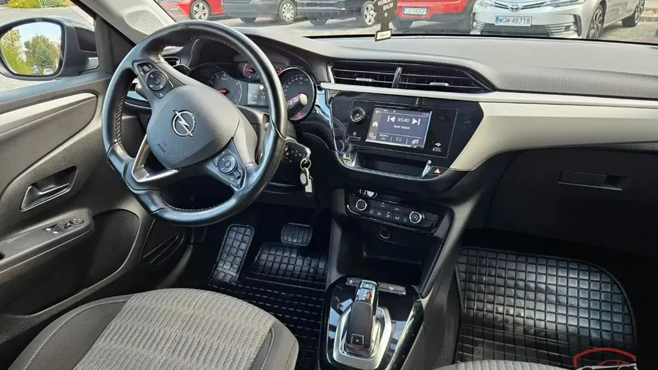 OPEL Corsa -