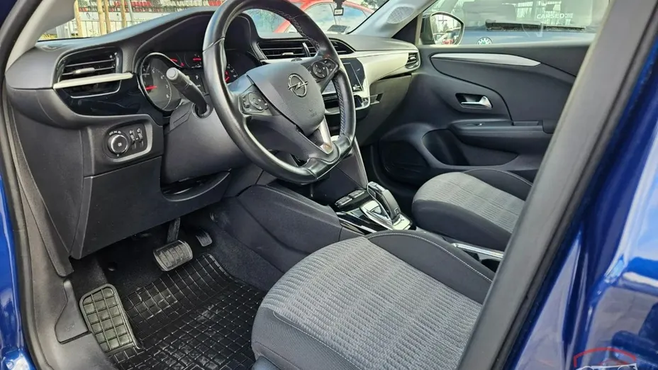 OPEL Corsa -