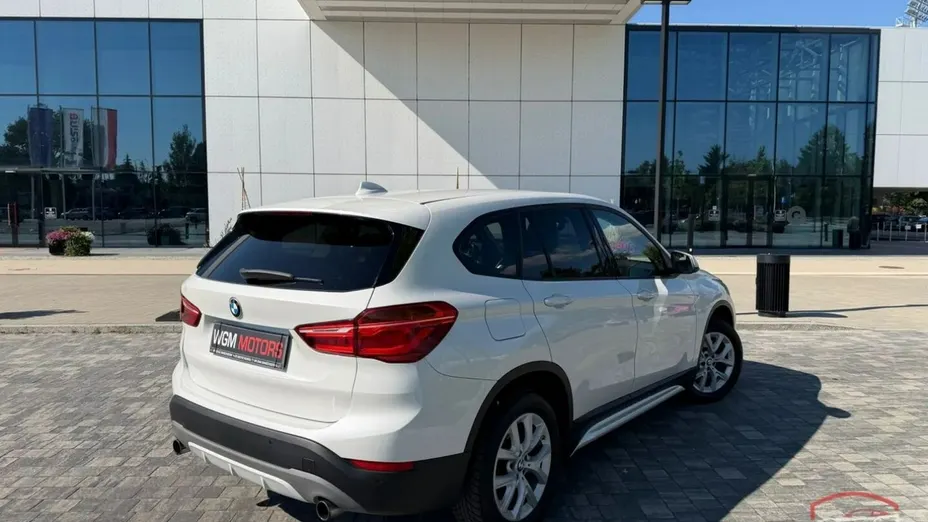 BMW X1 -